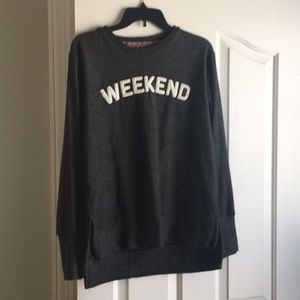 WEEKEND sweater/ shirts